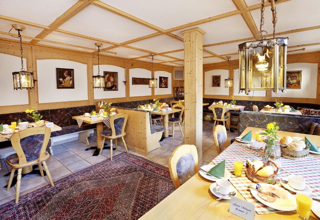 Hotel Restaurant Fruehlingsgarten Fussen Exterior photo